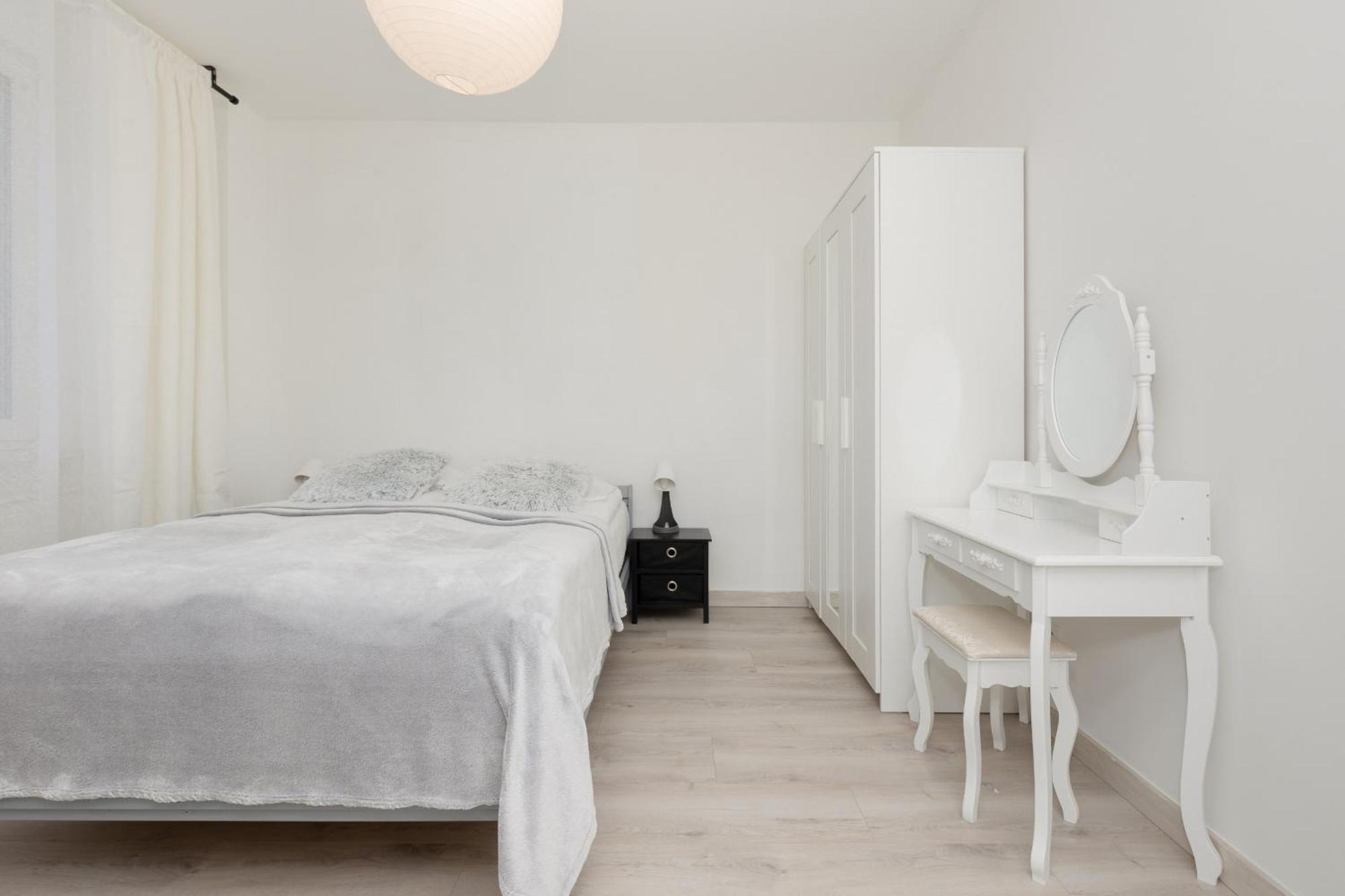 Kopcinskiego Bright & Spacious Apartment Warsaw Ursynow By Noclegi Renters Dış mekan fotoğraf