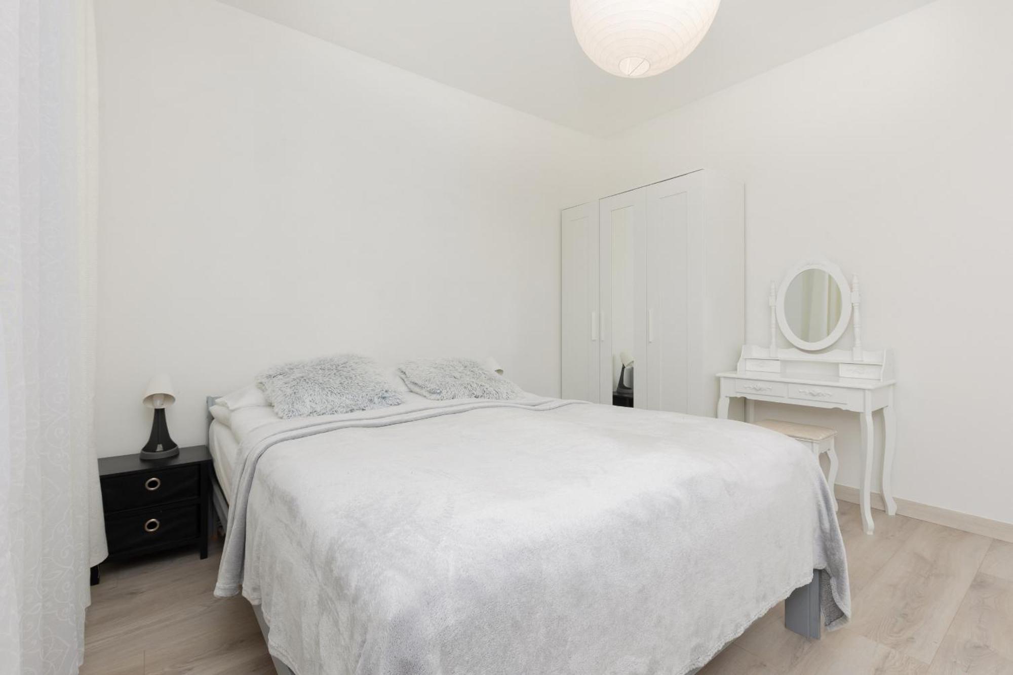 Kopcinskiego Bright & Spacious Apartment Warsaw Ursynow By Noclegi Renters Dış mekan fotoğraf