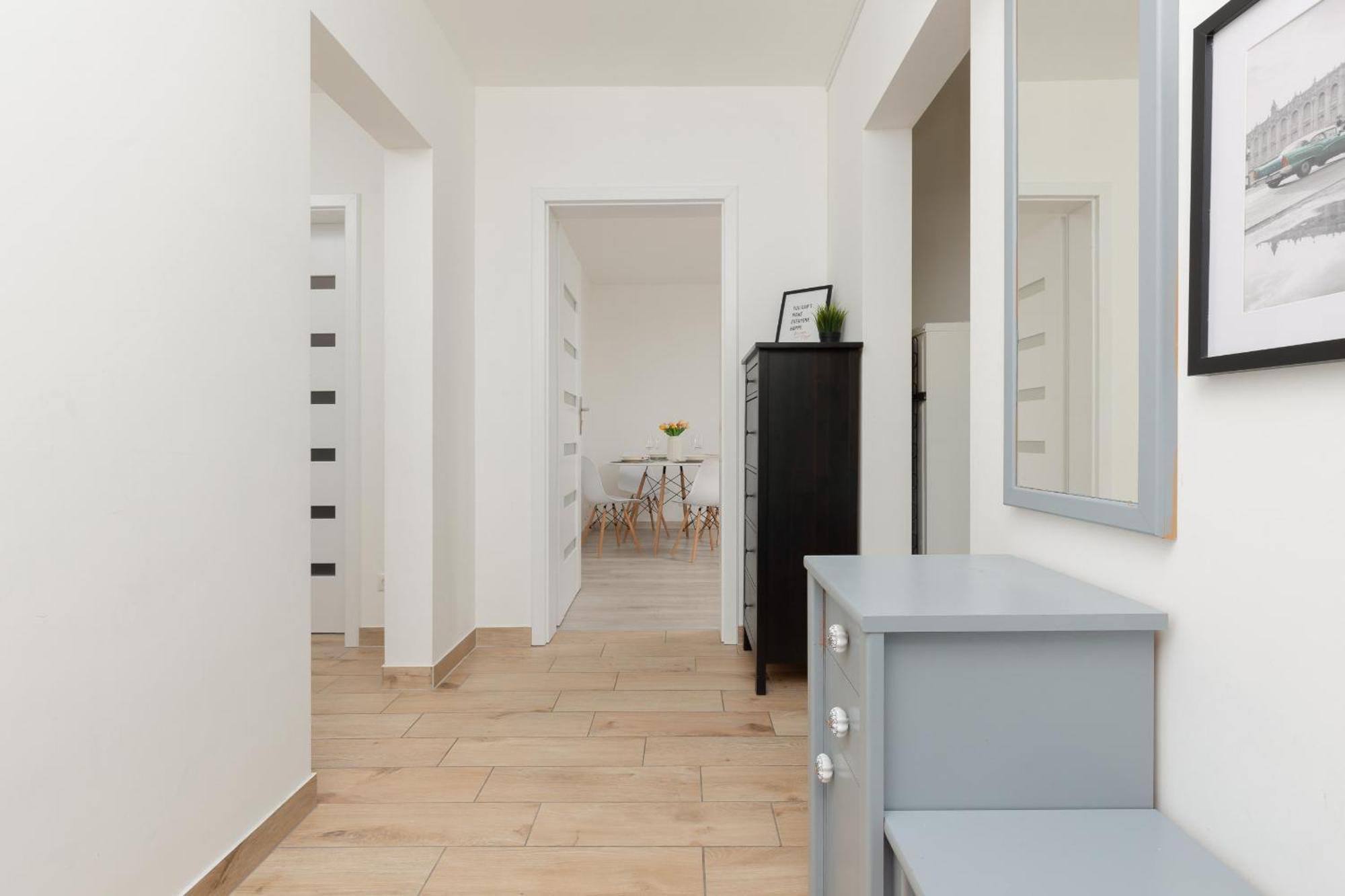 Kopcinskiego Bright & Spacious Apartment Warsaw Ursynow By Noclegi Renters Dış mekan fotoğraf